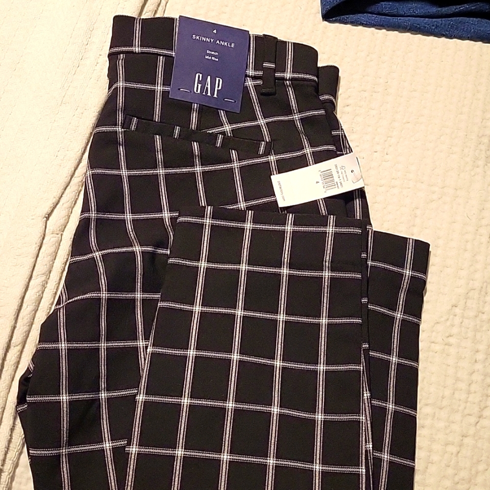 NwT Women Gap Signature Skinny Ankle Pant